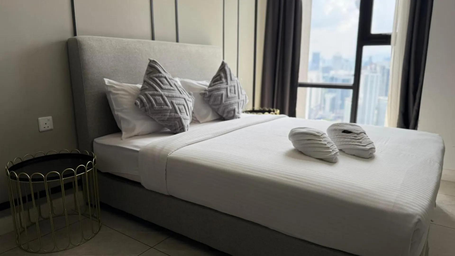 아파트 Griffins Grove At Axon Residence Bukit Bintang 쿠알라룸푸르 말레이시아